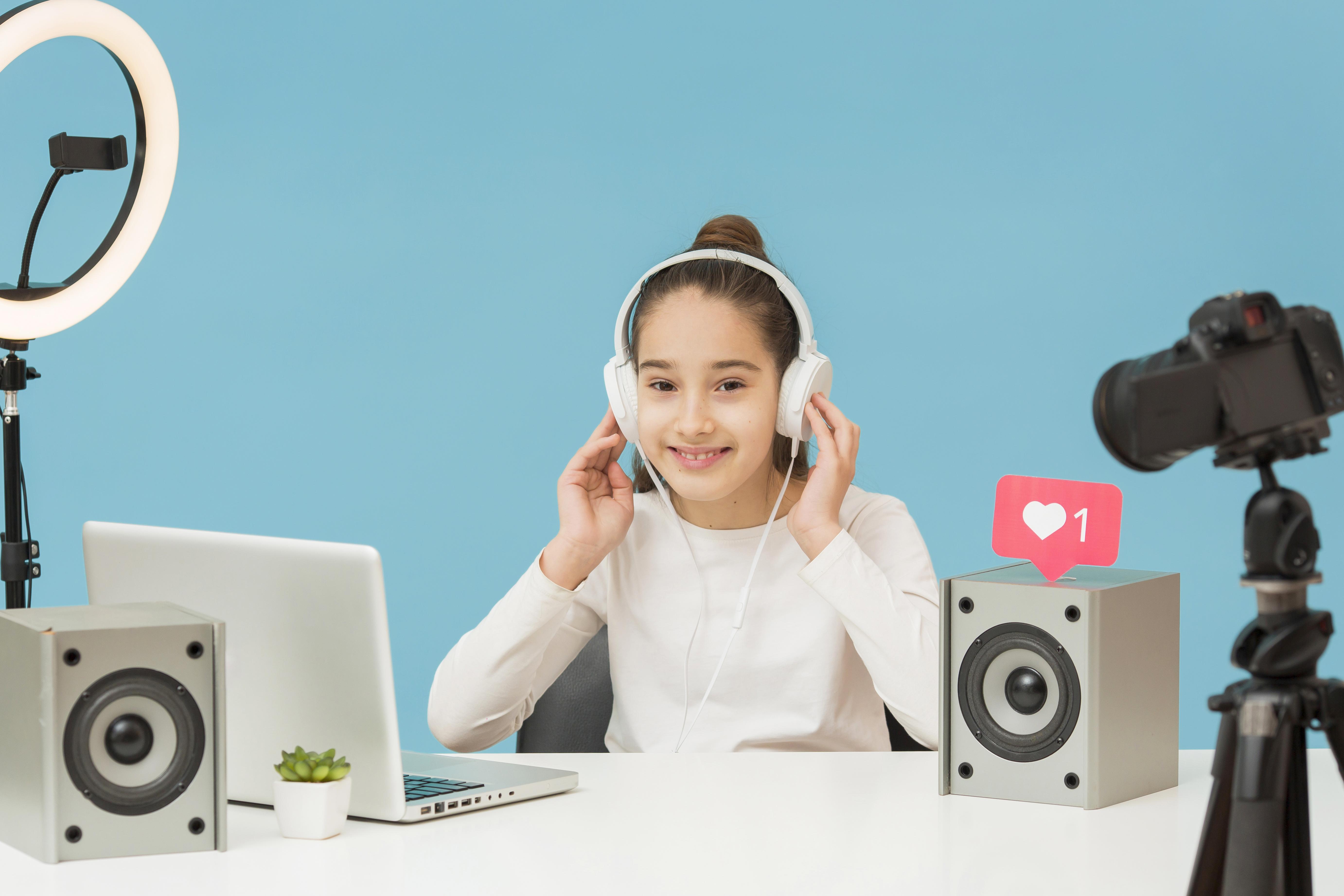 pretty-young-girl-trying-new-headphones.jpg